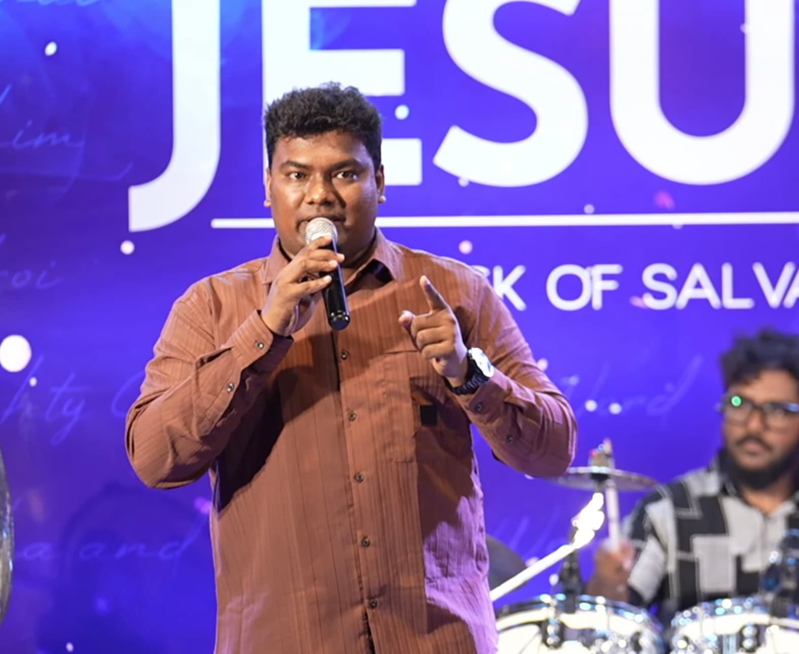 Maraven Live Praise & Worship photo 4