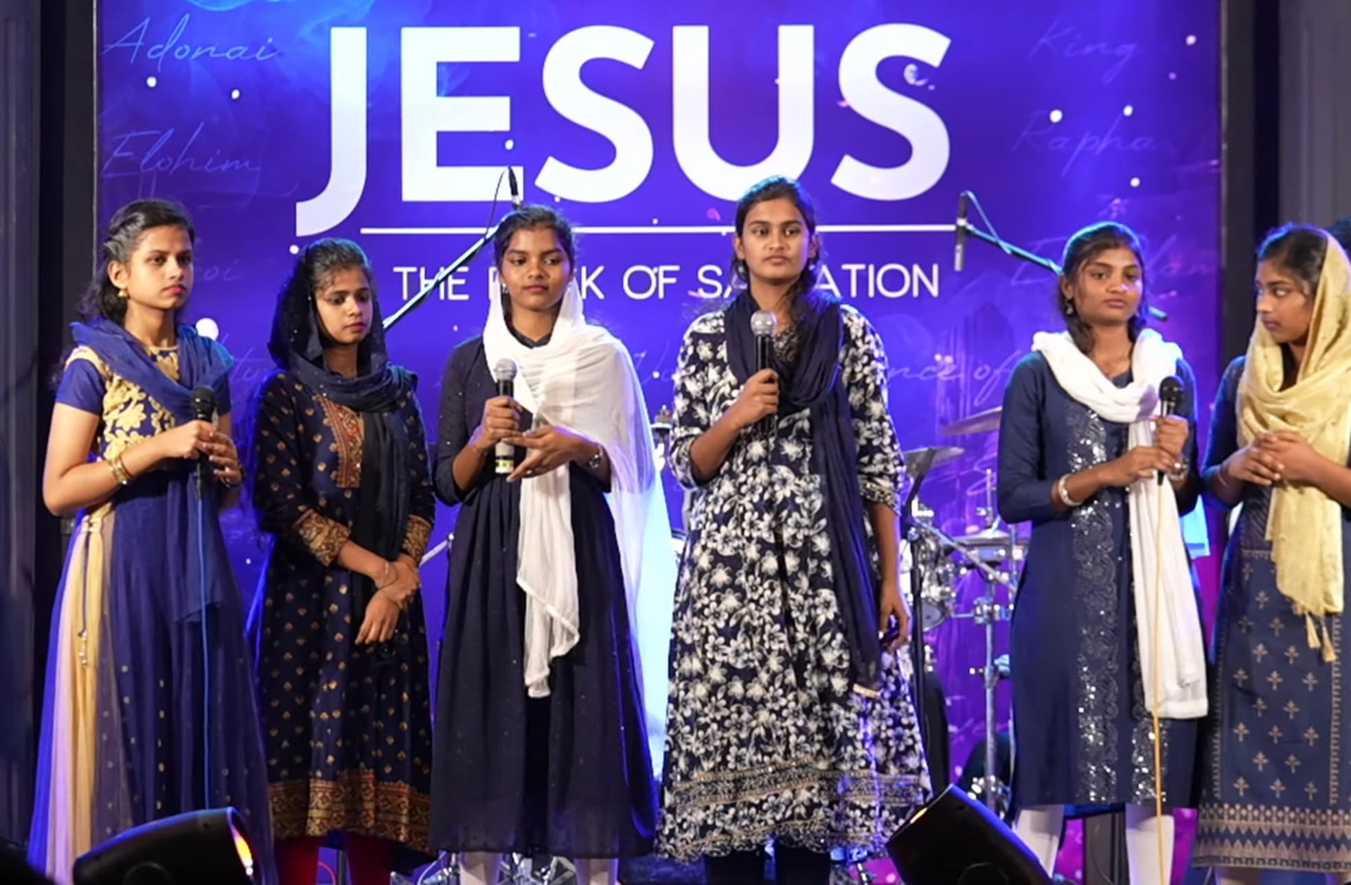 Maraven Live Praise & Worship photo 5